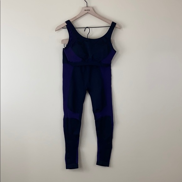 NWOT FABLETICS outfit - Picture 12 of 12